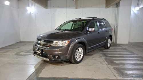 Dodge Journey 2.4 SXT+ 7 PASAJEROS