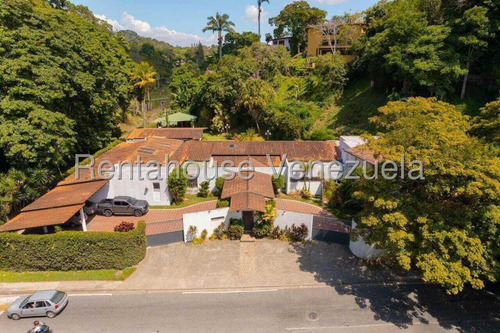 LG Vendo Hermosa Casa En La Urb. La Lagunita (2 Casas En 1 )