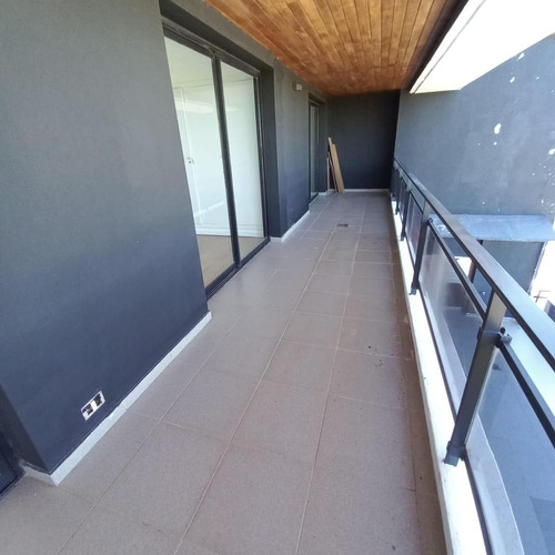 Marinas Golf, Espectacular Duplex 200 M² En Alquiler U$a1500 C/amarra