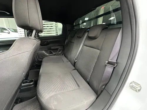 RAM 700 SLT Crew Cab