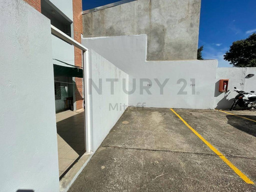 Imagen 19 de 23 de Departamento Pb Con Patio Y Cochera De 1 Dormitorio
