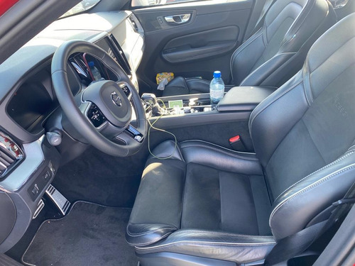 Imagem 4 de 10 de Volvo Xc60 2.0 T5 R-design Awd Gasolina Automático