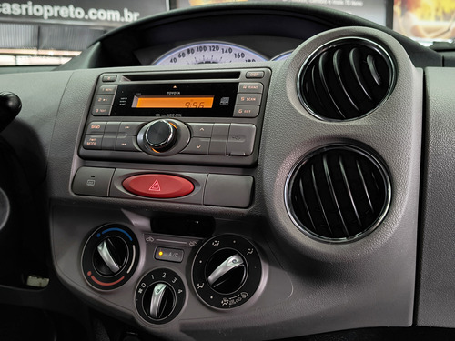 Toyota Etios Etios Sedan XLS 1.5 (Flex)