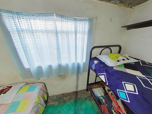 ¡gran Oportunidad En Ecatepec! Casa En Venta Con Distribución En Dos Niveles Y C