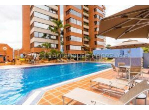 #24-2494  Esplendido Apartamento En Lomas De San Roman 