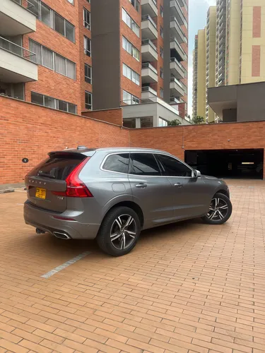 Volvo XC60 2.0 T5 Awd R-design