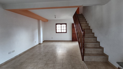 Imagen 4 de 8 de Excelente Departamento 2 Ambientes Tipo Duplex