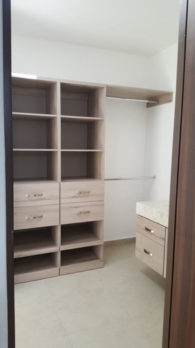 Imagen 10 de 12 de Hermosa Casa En Puerta De Piedra, Gran Ubicación, 3 Recamara