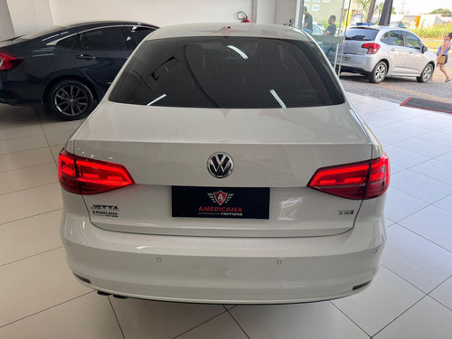 Volkswagen Jetta 2.0 4P TSI HIGHLINE 211 CV AUTOMÁTICO