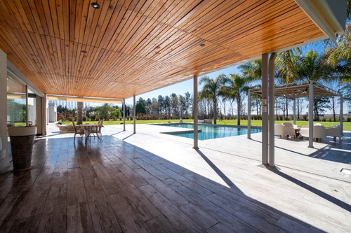 Espectacular Casa!! Hermosa Vivienda Familiar.