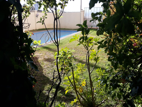 En Recreo Centro, Vista Al Mar Despejada, Soleado, Amoblado