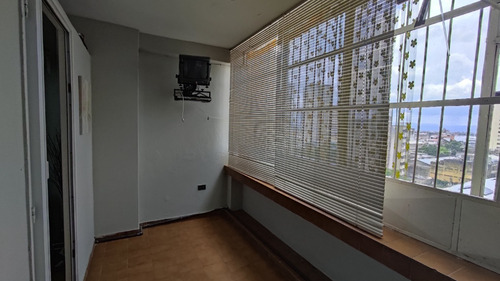 Imagen 8 de 13 de Se Vende Oficina En La Torre Don Pelayo Valencia Sd-l-651