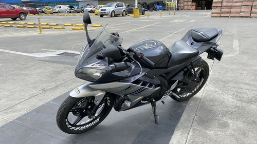 Imagen 3 de 13 de Yamaha R15