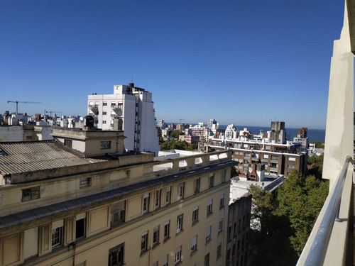 Imagen 1 de 24 de Edificio Emblemático Sobre 18 De Julio. Ideal Para Profesionales.
