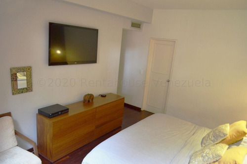 En Venta Encantador Apartamento En Planta Baja En Los Samanes Jb