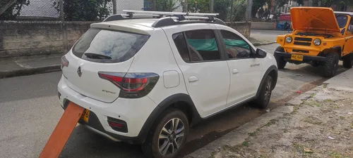 Renault Stepway 1.6 Intense Automática