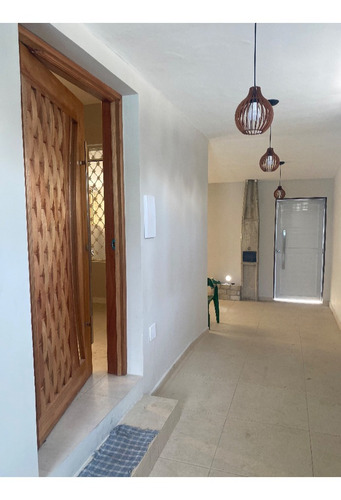 Imagem 3 de 17 de Casa À Venda Na Rua Pedro Álvares Cabral, Vila Valença, São Vicente - Sp - Liv-23201