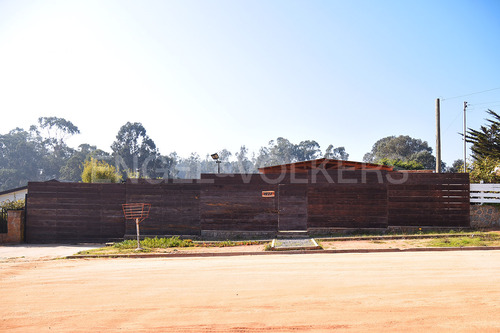 Venta De Casa En Los Claveles.algarrobo..