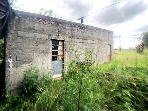 Terreno De 600 M2 En Venta Con Casa A Terminar Sobre Fernando J. Carballo