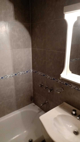 Imagen 7 de 11 de Venta!! Departamento 2 Ambientes Con Cochera Y Patio