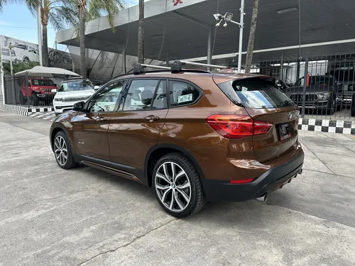 BMW X1 2.0 sDrive20iA At
