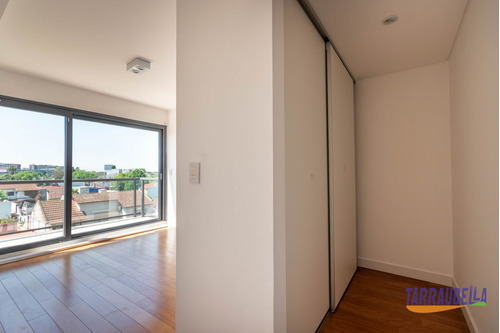 Departamento De 4 Ambientes Con Cochera - Vilanova Haedo