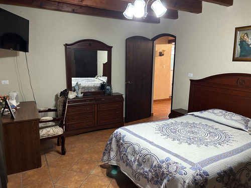 Casa En Condominio Horizontal (solo 9 Casas), A 800 Metros Del Centro De Tepotzotlán.