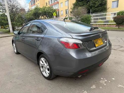 MG 6 1.8 Gran Deluxe