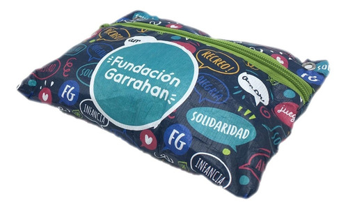 Imagen 2 de 3 de Eco Cartuchera Azul - Fundación Garrahan