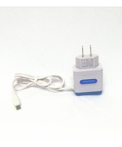 Cargador Cdq 365 V8 3 Salidas Usb