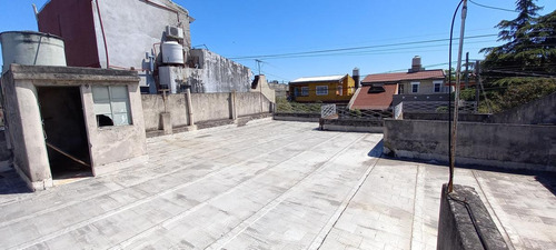 Imagen 10 de 12 de Casa Con 2 Dormitorio Y Fondo Verde - Perito Moreno Al 1700 - Villa Luzuriaga