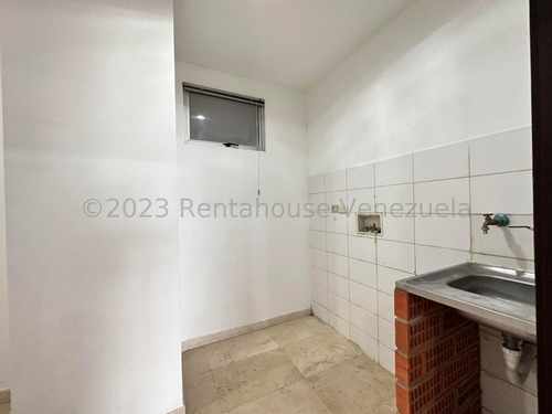 Sp Apartamento En Alquiler En El Parque La Musica Barquisimeto Lara, Venezuela. 140 M²