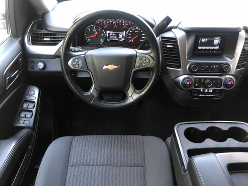 Imagen 7 de 13 de Chevrolet Suburban 2017 5.4 Lt Piel Blanca At