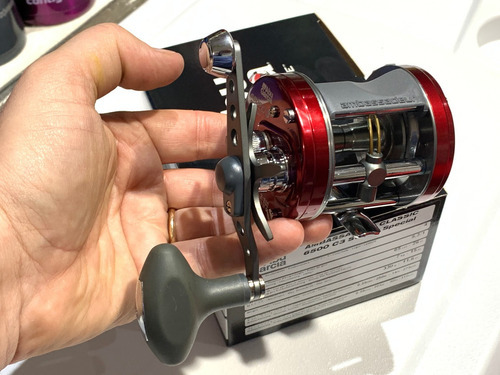 Reel Abu Garcia 6500 C3 Stripper feito especialmente na Suécia Cor Rojo