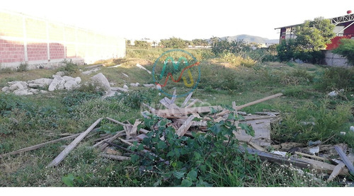 Terreno En Venta En Col. Hermenegildo Galeana A Unos Metro De Carretera Con Conexión A Servicios De Luz Y Agua