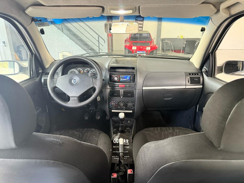 Fiat Palio 1.8 MPI HLX 8V FLEX 4P MANUAL