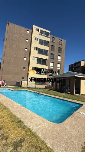 Arriendo Departamento De 70 M2, Lomas De San Sebastian