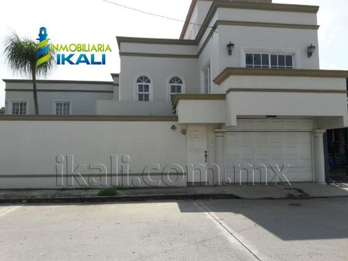 Imagen 2 de 12 de Casa Sola En Venta Chapultepec
