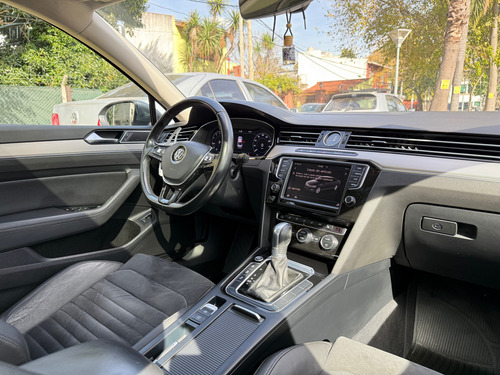 Volkswagen Passat 2.0 Tsi Highline 220cv