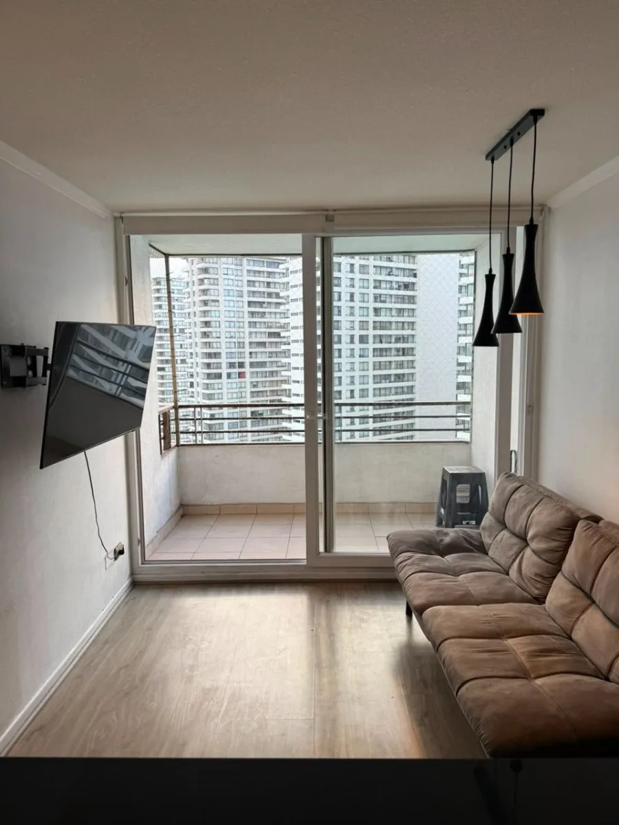 Imagen 3 de 18 de Excelente Departamento En Arriendo 2d+1b Condominio Los Ande