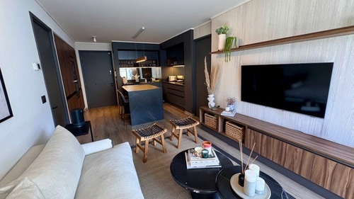 Departamento En Venta De 2 Dorm. En Lo Barnechea