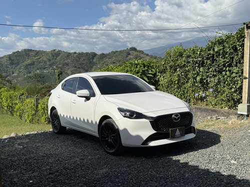 Mazda 2 Sedan 1.5 Grand Touring At