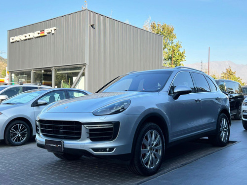 Porsche Cayenne Turbo 2015