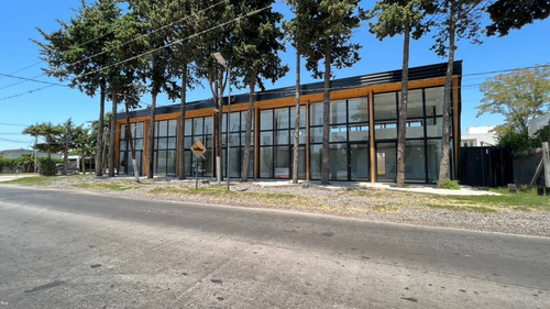 Local En Venta, A Estrenar En La Plata