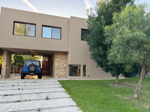 Casa En  San Isidro Labrador - Villanueva - Tigre