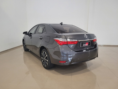 Imagen 4 de 8 de Toyota Corolla
