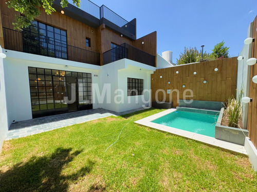 Casas 4 Amb Con Piscina, Cochera Y Parque, A Estrenar