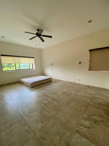 Residencia En Renta En La Mejor Privada De Altabrisa