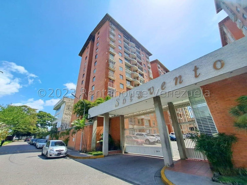 #aarah24-766 En Venta Elegante E Impecable Apartamento Ubicado En Una De Las Mejores Zonas Del Oeste De La Ciudad, Barquisimeto, Lara