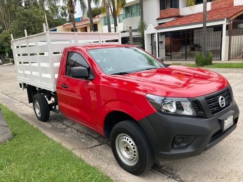 Imagen 2 de 10 de Nissan Np300 Estacas 2020